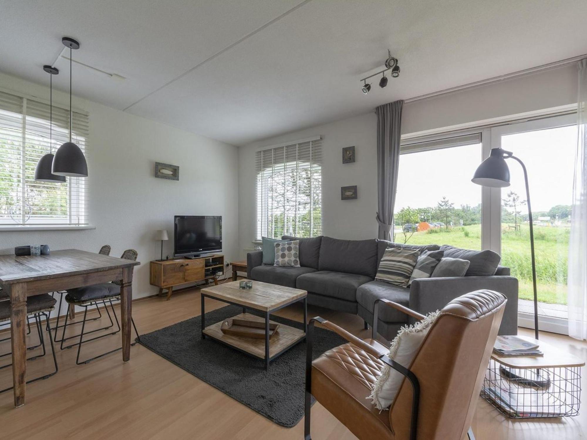 Remarkable Apartment With Beautiful Garden Julianadorp Eksteriør billede