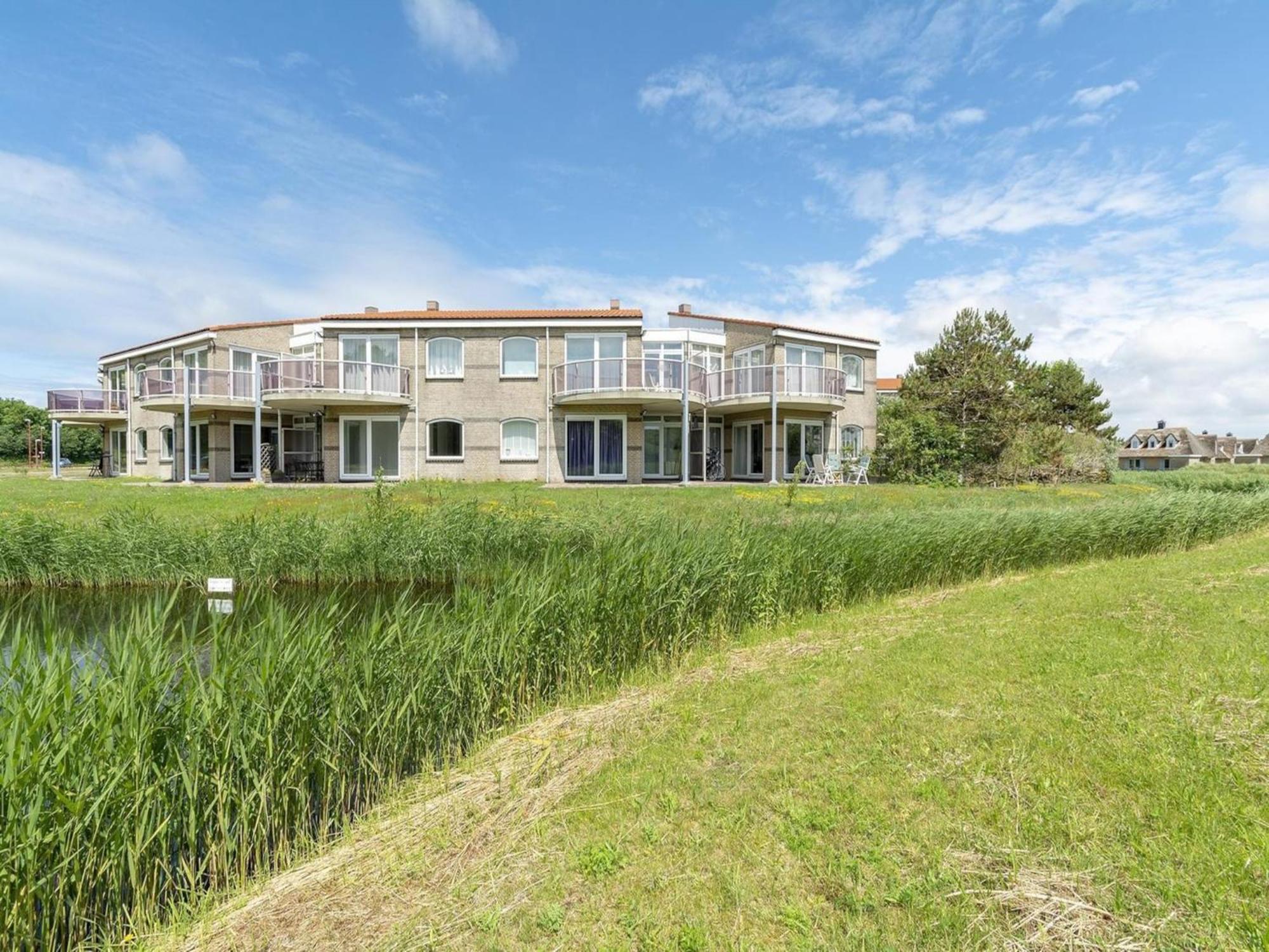 Remarkable Apartment With Beautiful Garden Julianadorp Eksteriør billede