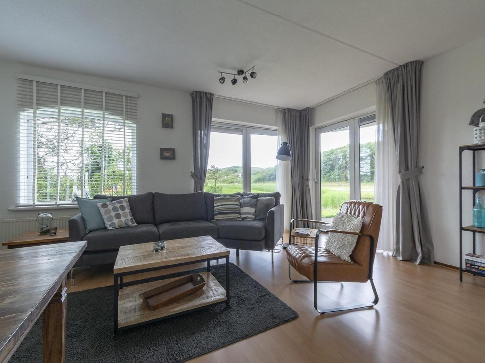 Remarkable Apartment With Beautiful Garden Julianadorp Eksteriør billede
